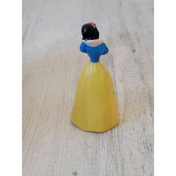Princess Snow White toy figure Mini doll‎ dress - Picture 3 of 5